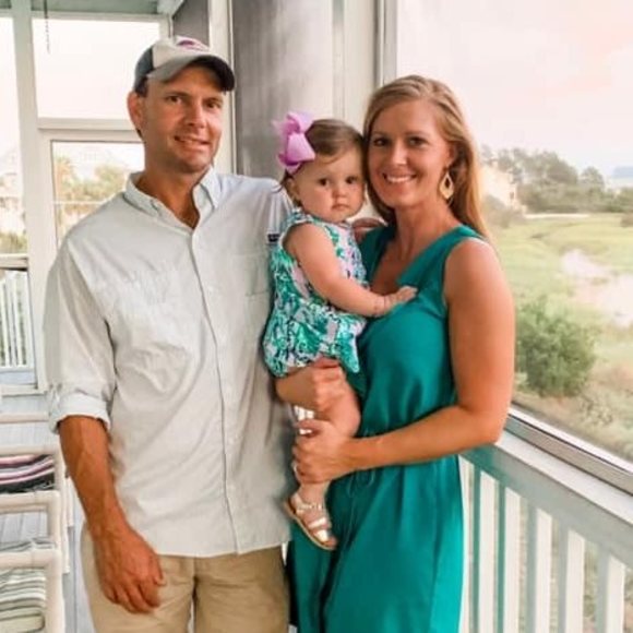 Meet your Posher, Olivia - Picture 1 of 1